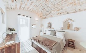 Borgo Canonica